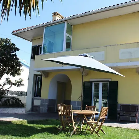 Guest house Casa De Local Oeiras