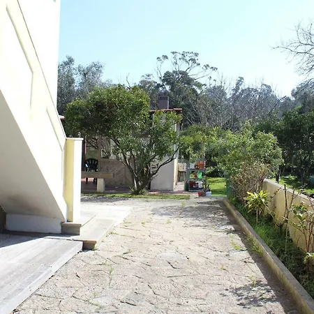 Casa De Local Guest house